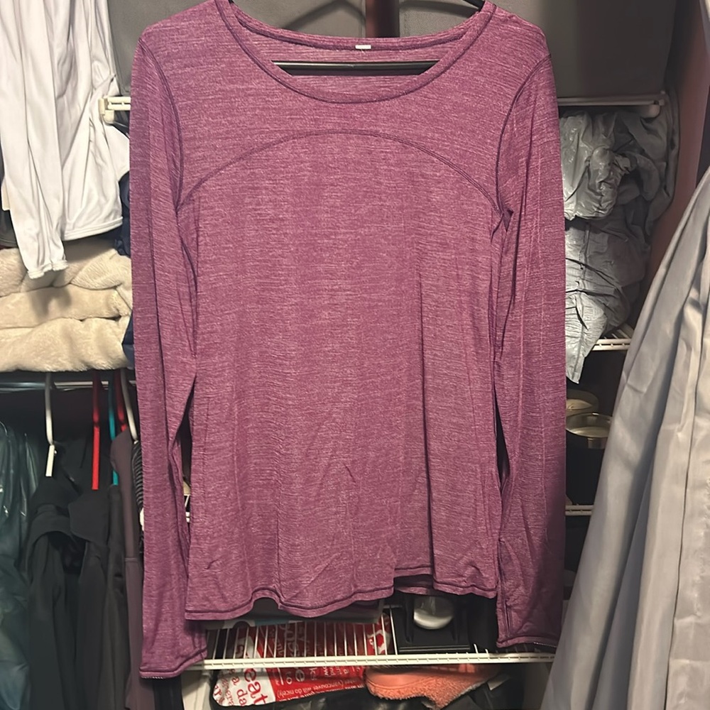 Size 12 women’s lulu tunic. Excellent for layering